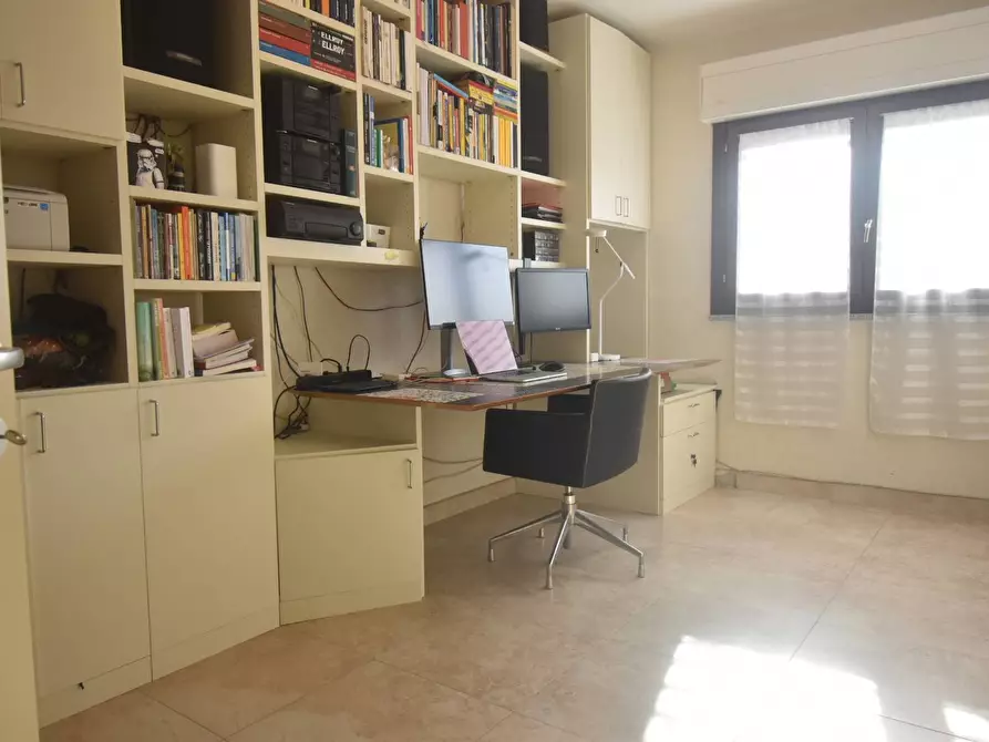 Immagine 27 di Appartamento in vendita  a Quartu Sant'elena