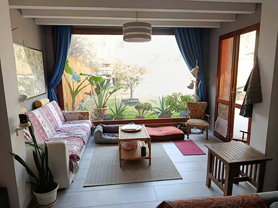 Immagine 4 di Villetta a schiera in vendita  a Quartu Sant'elena