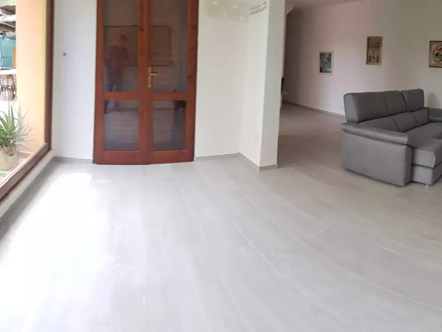 Immagine 5 di Villetta a schiera in vendita  a Quartu Sant'elena