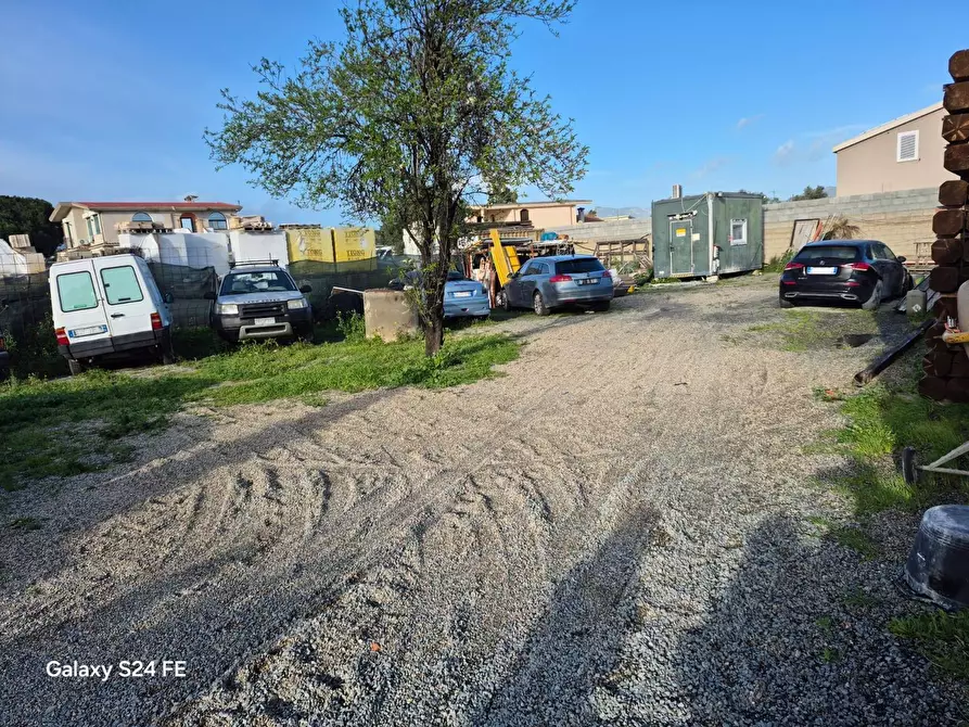 Immagine 1 di Terreno residenziale in vendita  a Quartu Sant'elena
