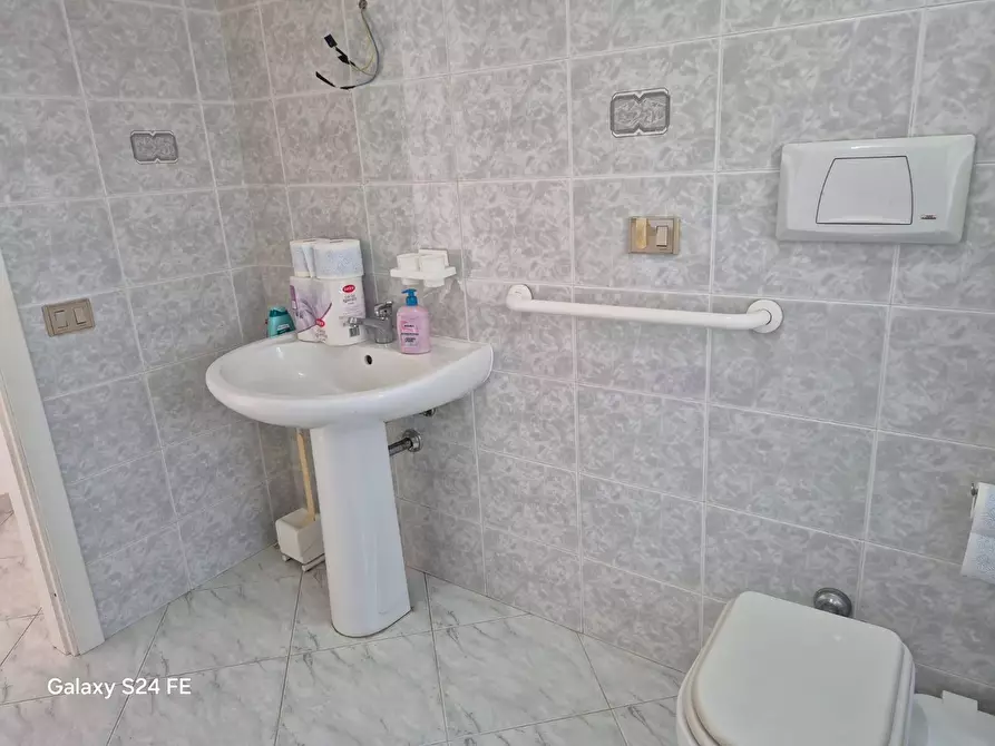 Immagine 32 di Appartamento in vendita  in Viale Colombo a Quartu Sant'elena