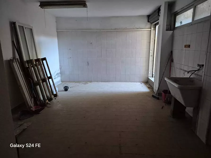 Immagine 8 di Magazzino in vendita  a Quartu Sant'elena