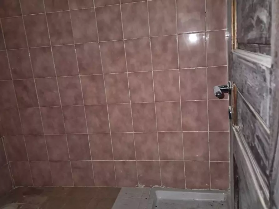 Immagine 11 di Magazzino in vendita  a Quartu Sant'elena