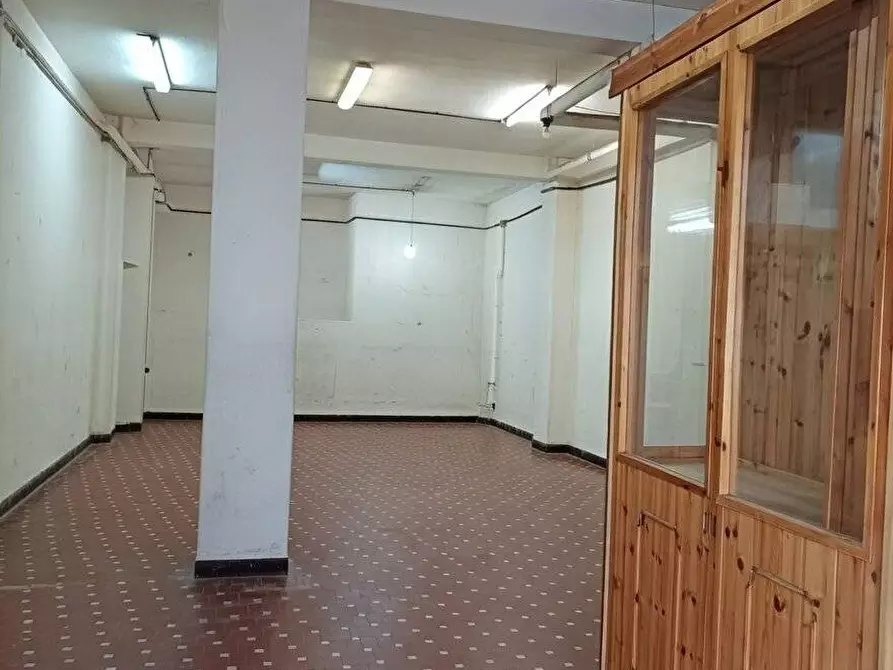 Immagine 3 di Laboratorio in vendita  in via Marconi a Quartu Sant'elena