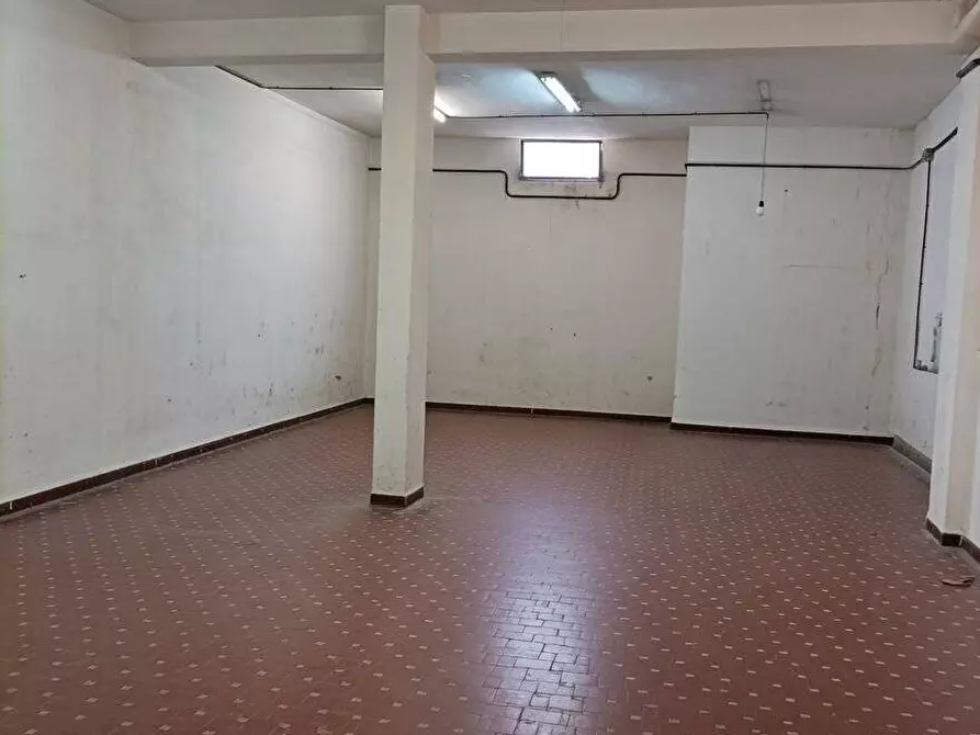 Immagine 4 di Laboratorio in vendita  in via Marconi a Quartu Sant'elena