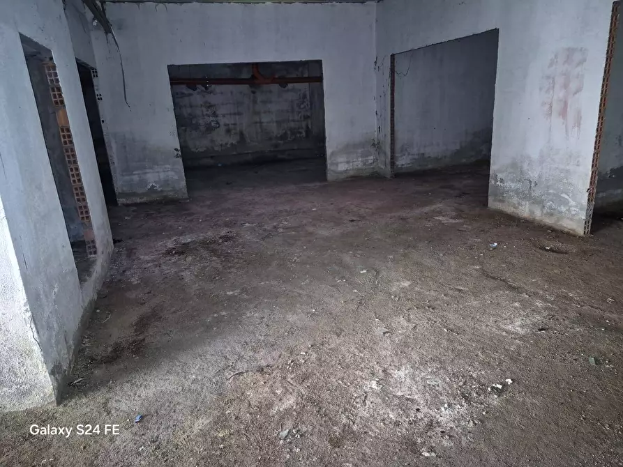 Immagine 8 di Magazzino in vendita  in viale della musica a Quartu Sant'elena