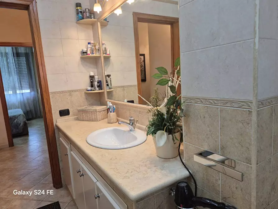 Immagine 53 di Appartamento in vendita  in via Fratelli Bandiera a Quartu Sant'elena