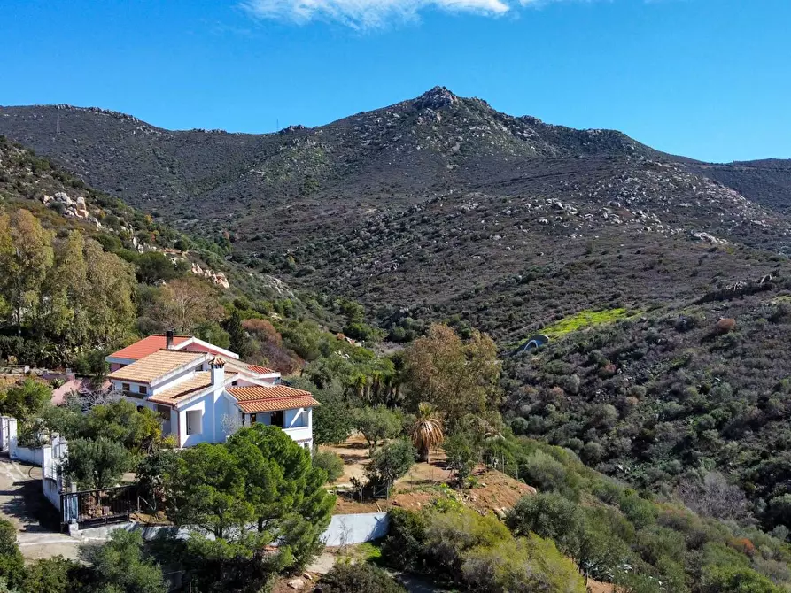 Immagine 3 di Villetta a schiera in vendita  in salmagi a Quartu Sant'elena