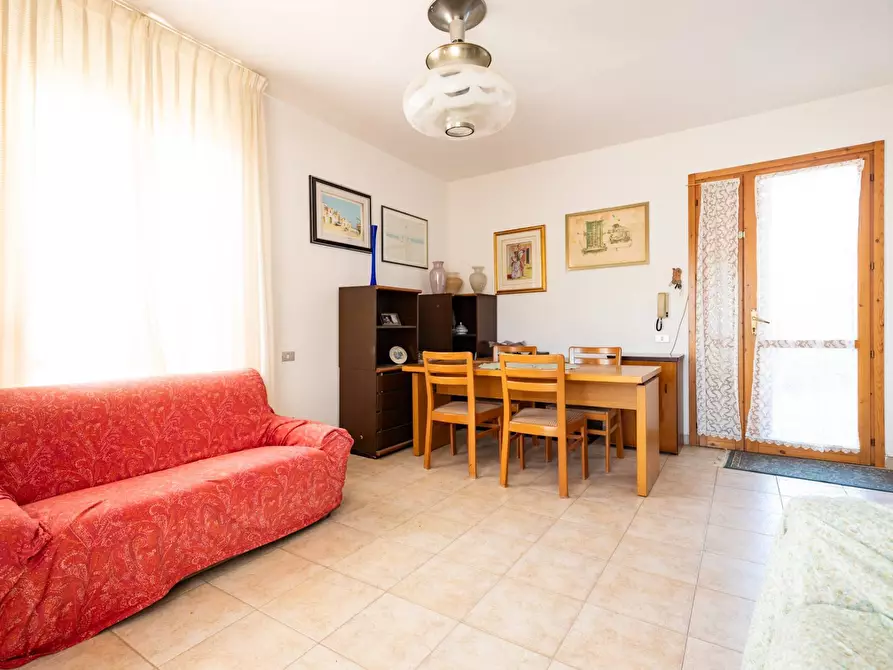 Immagine 19 di Villetta a schiera in vendita  in salmagi a Quartu Sant'elena