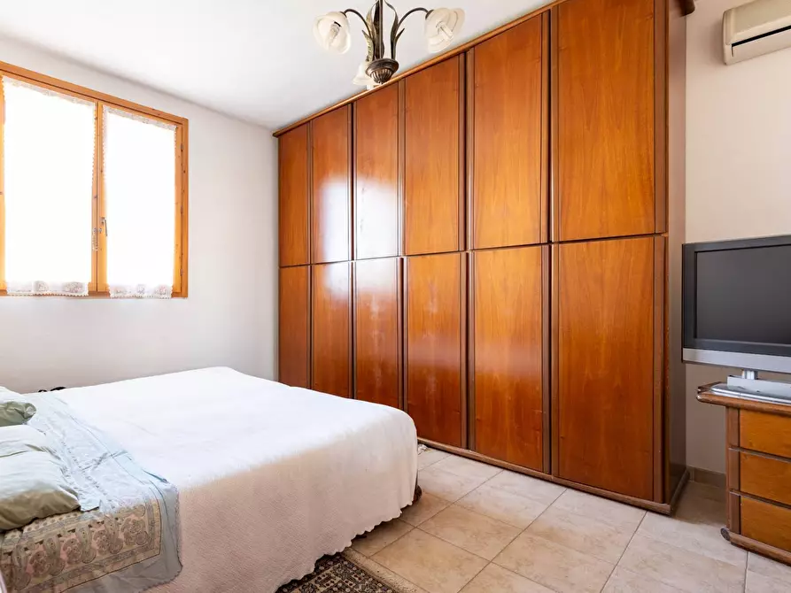 Immagine 30 di Villetta a schiera in vendita  in salmagi a Quartu Sant'elena