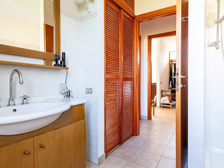 Immagine 36 di Villetta a schiera in vendita  in salmagi a Quartu Sant'elena