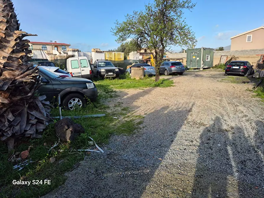 Immagine 2 di Terreno residenziale in vendita  in viale dell'autonomia regionale sarda a Quartu Sant'elena