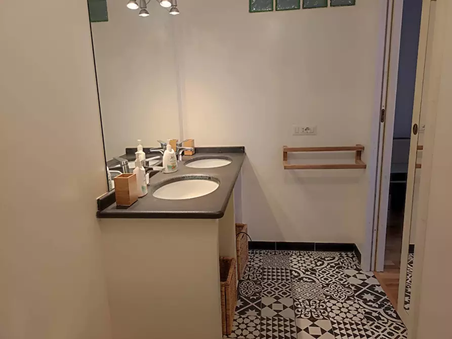 Immagine 23 di Appartamento in vendita  in Viale colombo a Quartu Sant'elena