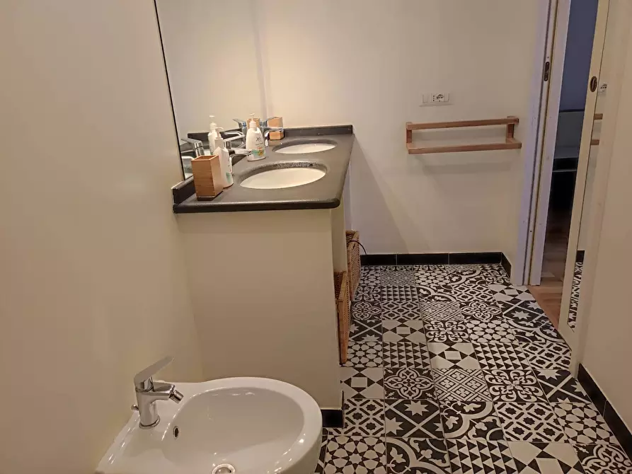 Immagine 24 di Appartamento in vendita  in Viale colombo a Quartu Sant'elena