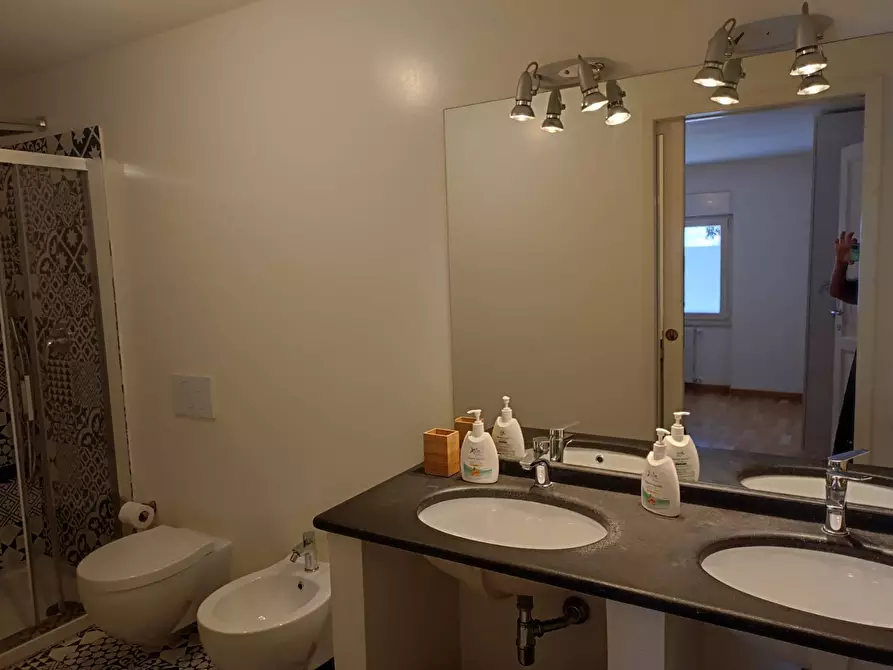 Immagine 25 di Appartamento in vendita  in Viale colombo a Quartu Sant'elena