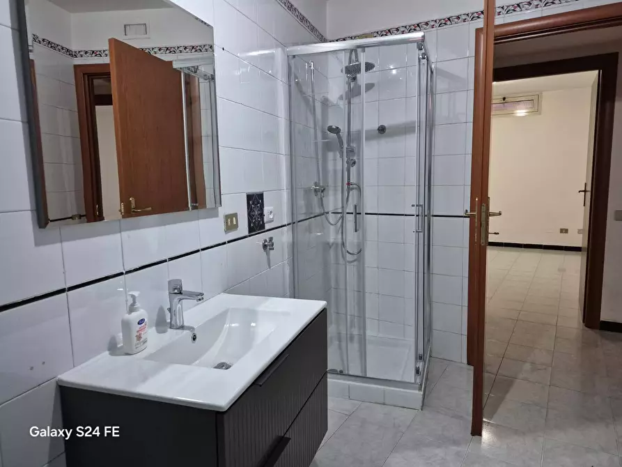 Immagine 33 di Appartamento in vendita  in piazza IV Novembre a Quartu Sant'elena