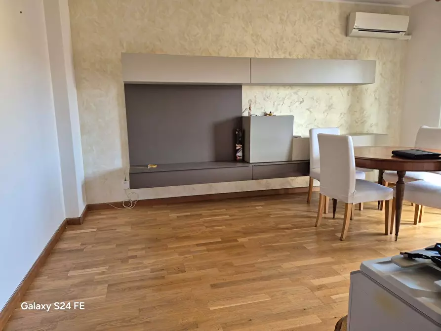 Immagine 1 di Appartamento in vendita  in via d'Azeglio a Quartu Sant'elena