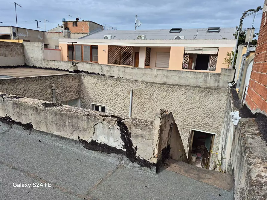 Immagine 35 di Casa indipendente in vendita  in via Manara a Quartu Sant'elena
