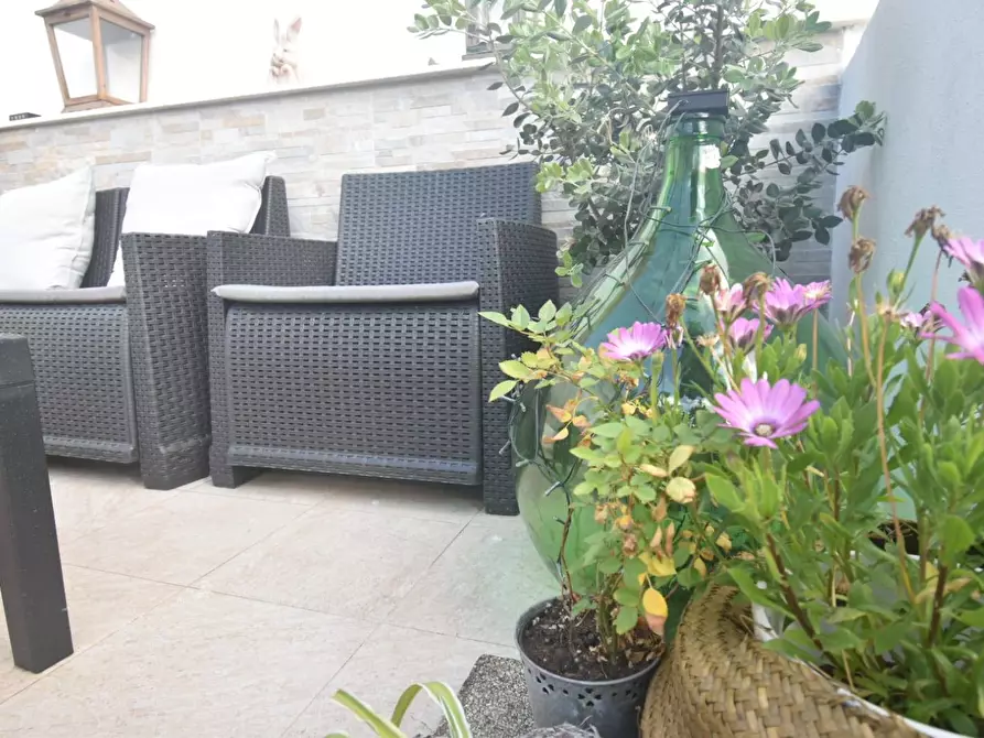Immagine 8 di Casa indipendente in vendita  in piazza Azuni a Quartu Sant'elena