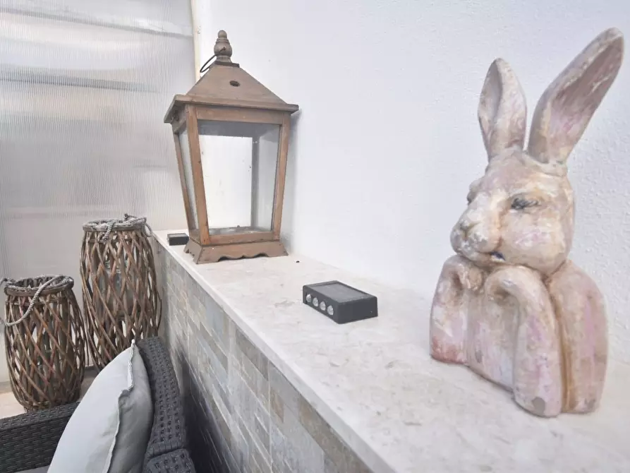 Immagine 9 di Casa indipendente in vendita  in piazza Azuni a Quartu Sant'elena