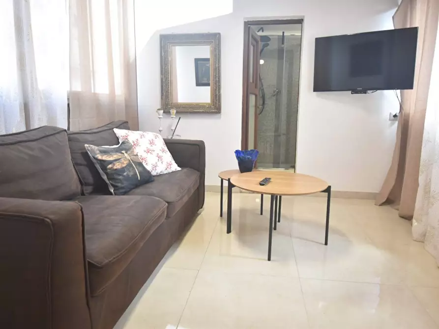 Immagine 23 di Casa indipendente in vendita  in piazza Azuni a Quartu Sant'elena