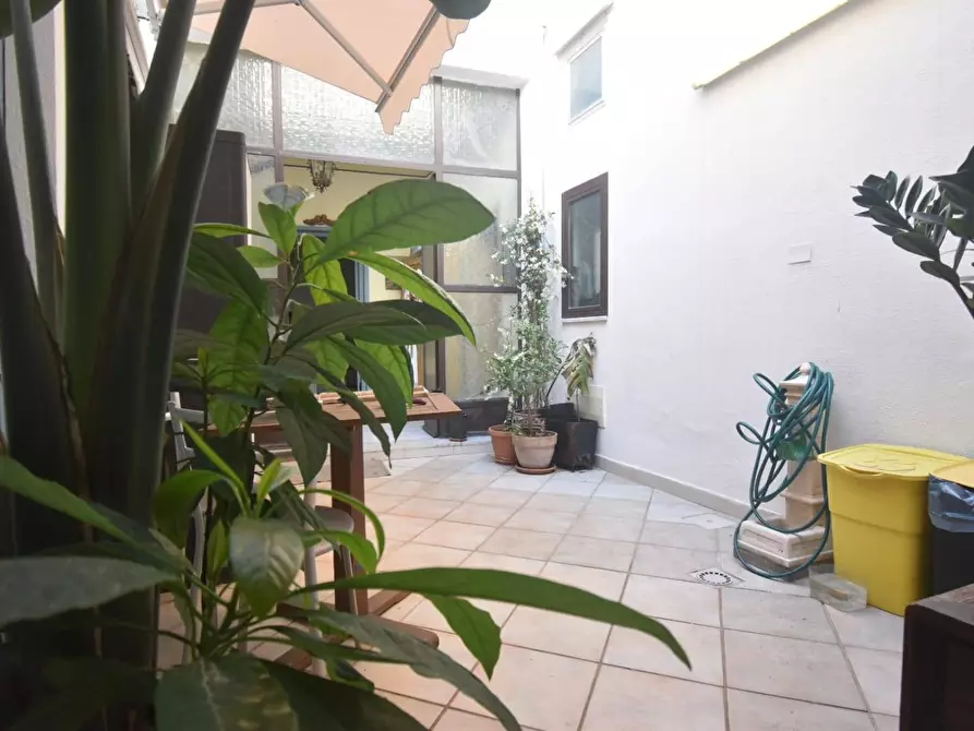 Immagine 50 di Casa indipendente in vendita  in piazza Azuni a Quartu Sant'elena