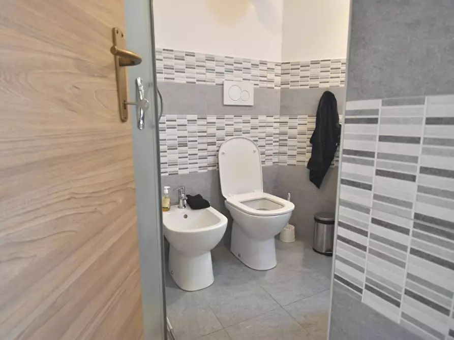 Immagine 73 di Casa indipendente in vendita  in piazza Azuni a Quartu Sant'elena