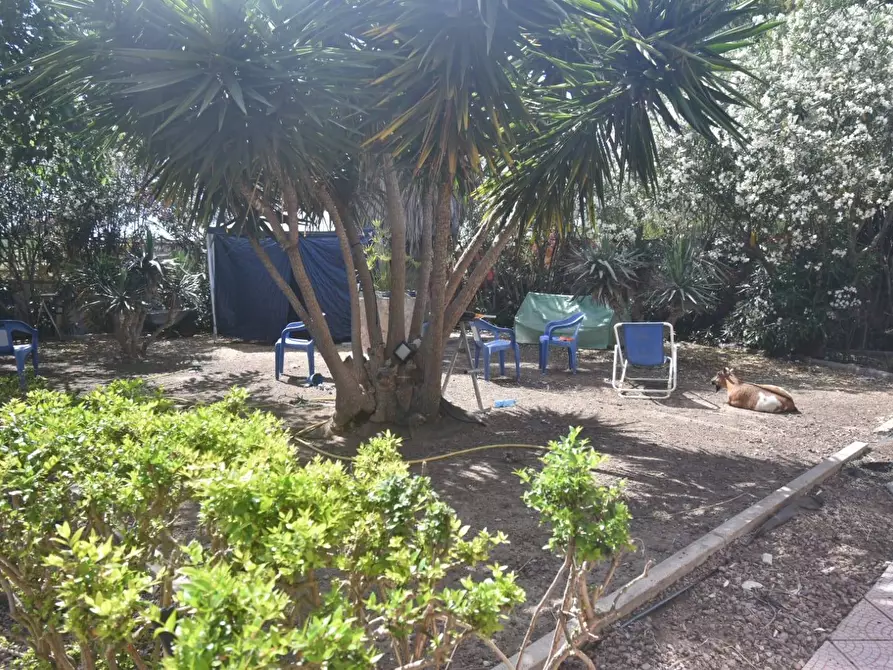 Immagine 12 di Villa in vendita  in viale dell'autonomia regionale sarda a Quartu Sant'elena