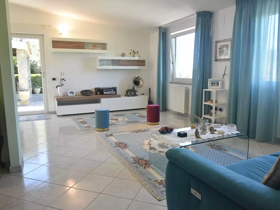 Immagine 5 di Villetta a schiera in vendita  in Niu Crobu a Quartu Sant'elena