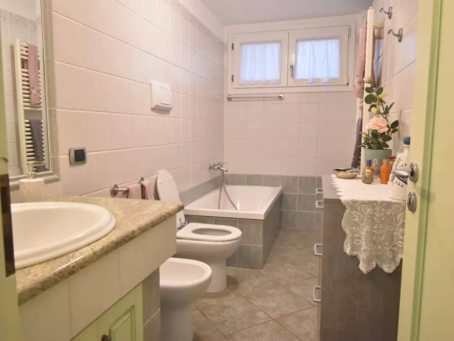 Immagine 101 di Villetta a schiera in vendita  in Niu Crobu a Quartu Sant'elena