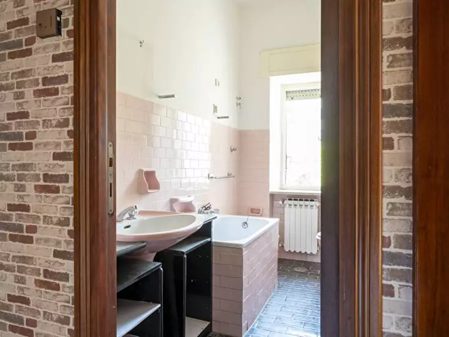 Immagine 35 di Casa semindipendente in vendita  in Via Tevere a Attigliano