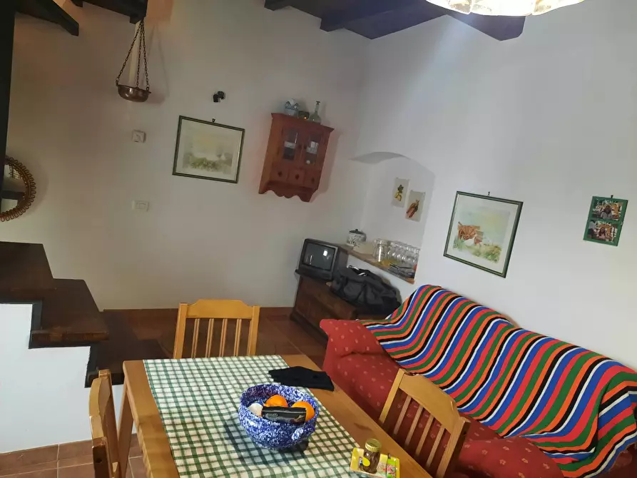 Immagine 4 di Casa semindipendente in vendita  in Via della Svolta a Attigliano