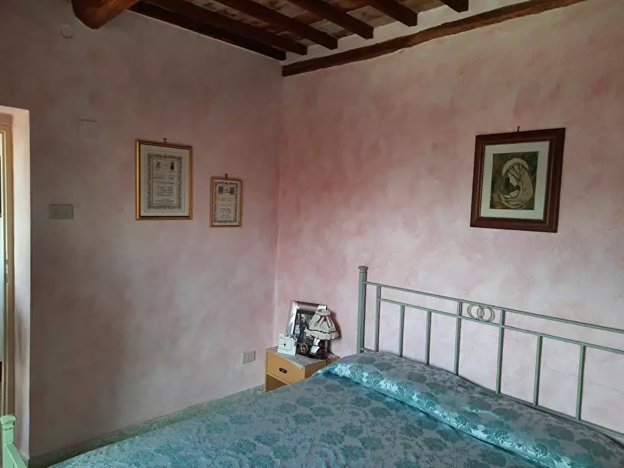 Immagine 27 di Appartamento in vendita  in Piazza della Porta Nova 5 a Alviano