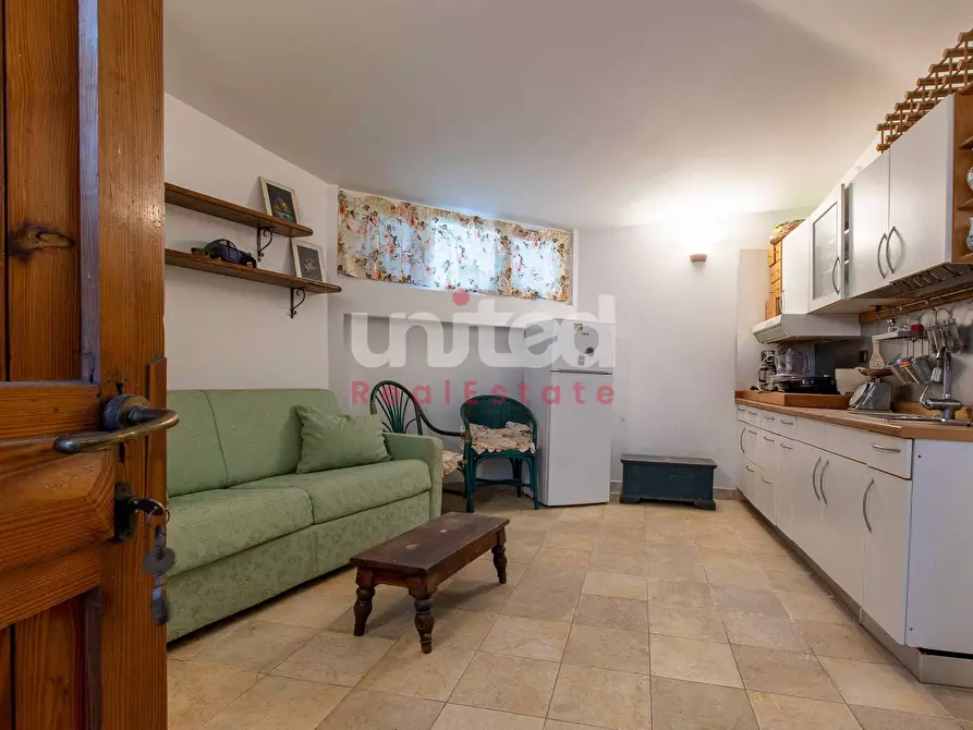 Immagine 26 di Villa in vendita  in Viale Gorgia Di Leontini a Roma