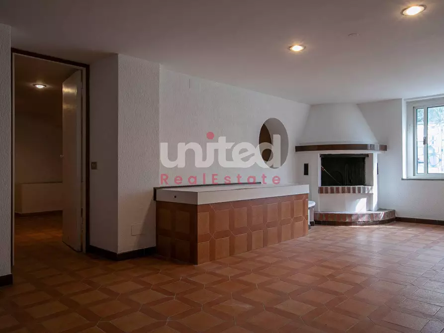 Immagine 32 di Villa in vendita  in Viale Alessandro Magno a Roma