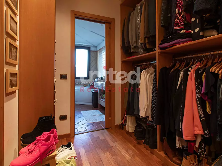 Immagine 28 di Villa in vendita  in Via Nicola De Giosa a Roma