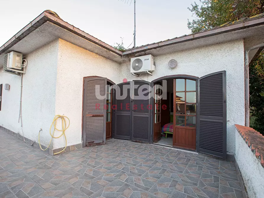 Immagine 31 di Villa in vendita  in Via Nicola De Giosa a Roma