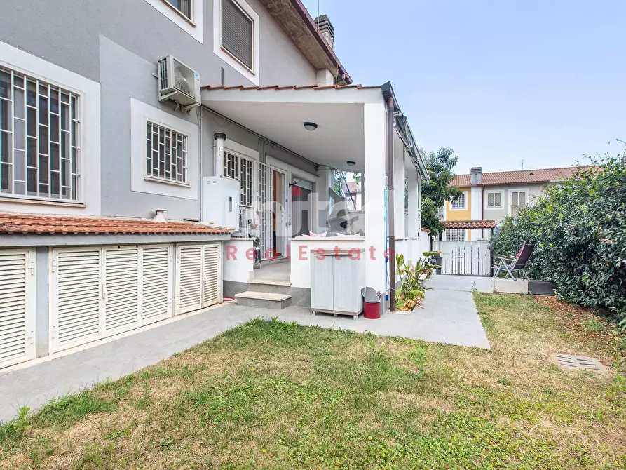 Immagine 28 di Appartamento in vendita  in Via Cherilo Di Samo a Roma