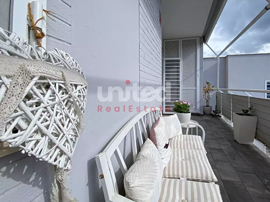 Immagine 22 di Appartamento in vendita  in Via Pio Colussi 8 a Roma