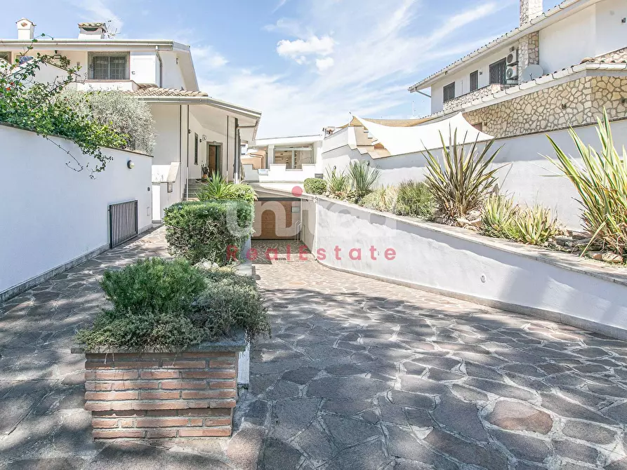 Immagine 31 di Appartamento in vendita  in Via Luigi Cherubini a Roma