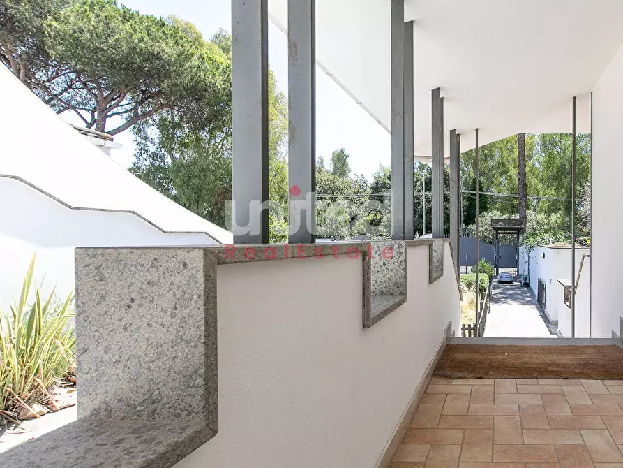 Immagine 2 di Appartamento in vendita  in Via Luigi Cherubini a Roma