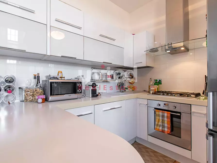 Immagine 5 di Appartamento in vendita  in Via Luigi Cherubini a Roma