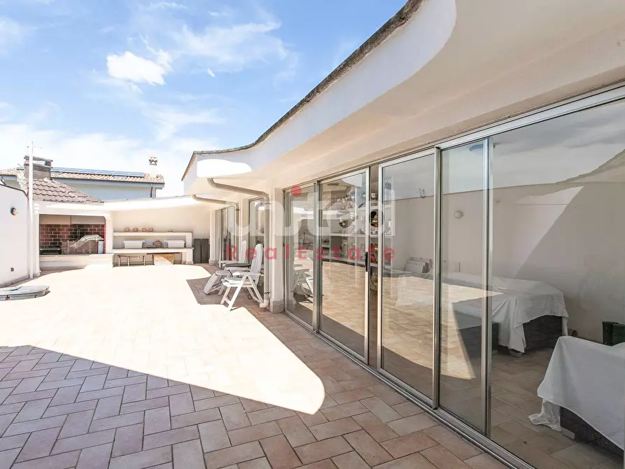 Immagine 7 di Appartamento in vendita  in Via Luigi Cherubini a Roma