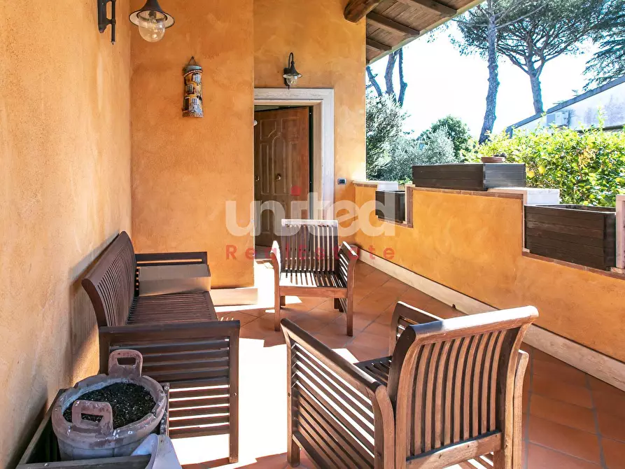 Immagine 6 di Villa in vendita  in Via Antonio Cifra a Roma