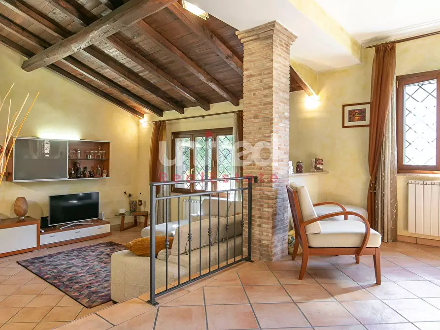 Immagine 9 di Villa in vendita  in Via Antonio Cifra a Roma