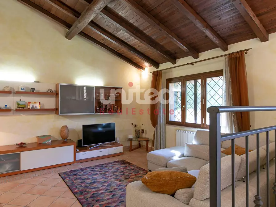 Immagine 11 di Villa in vendita  in Via Antonio Cifra a Roma