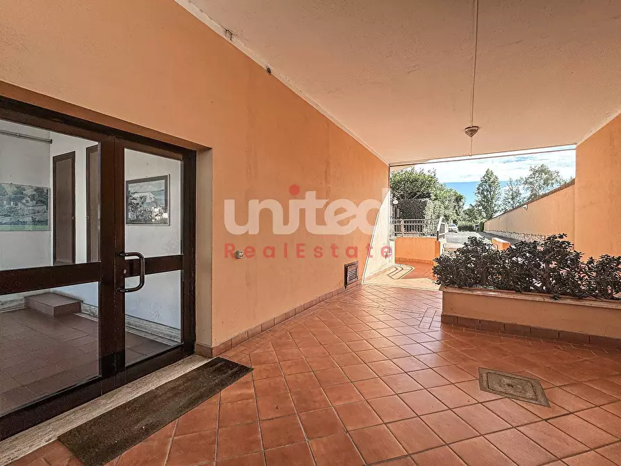 Immagine 3 di Appartamento in vendita  in Via Domenico Purificato 148 a Roma