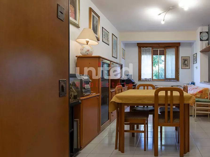 Immagine 5 di Appartamento in vendita  in Via Giuseppe Allegranza a Roma