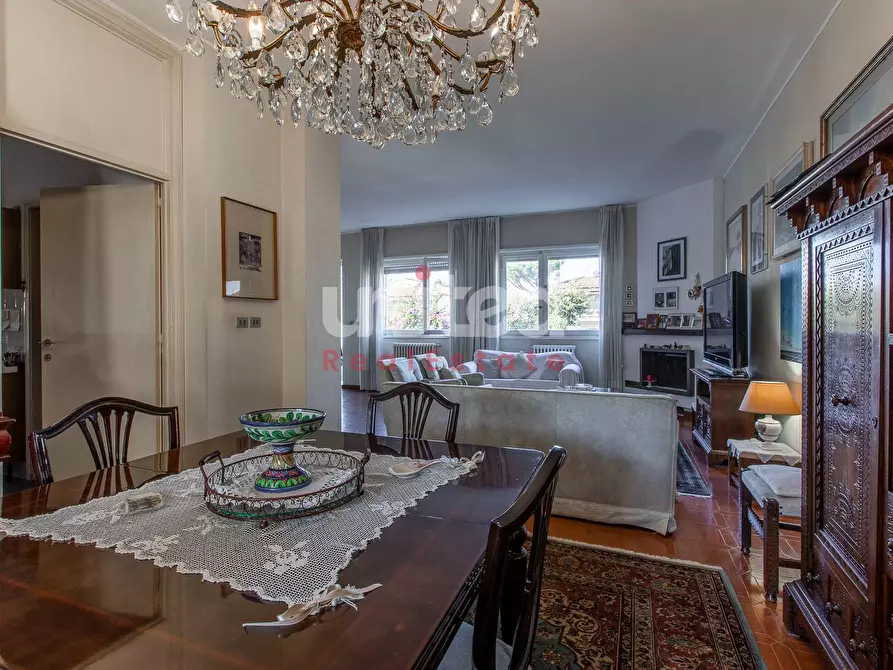 Immagine 10 di Villa in vendita  in via di macchia saponara 299 a Roma