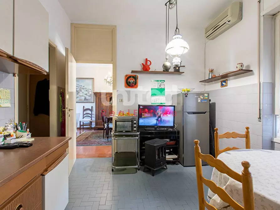 Immagine 18 di Villa in vendita  in via di macchia saponara 299 a Roma